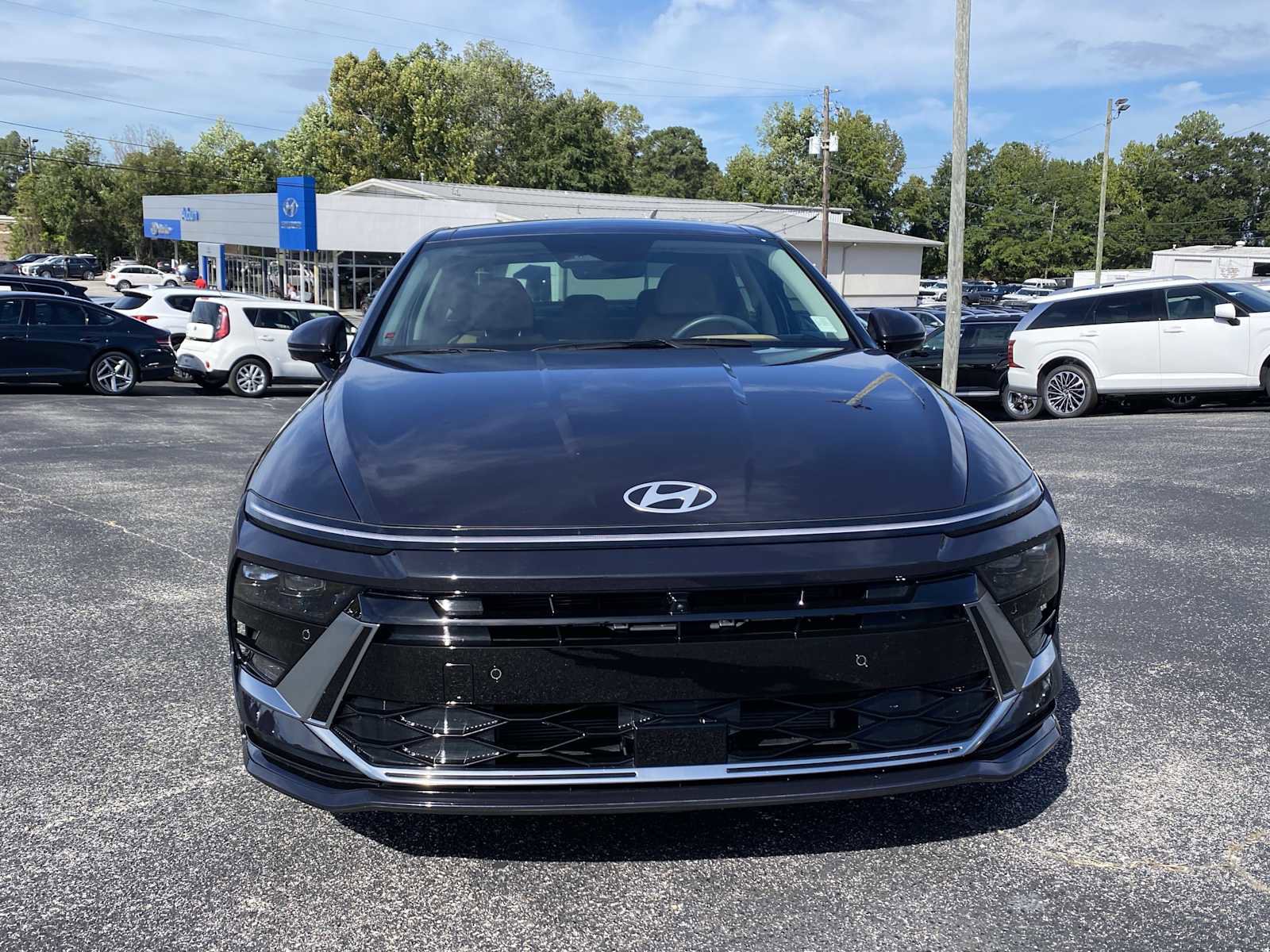 Certified 2025 Hyundai Sonata Limited image 3