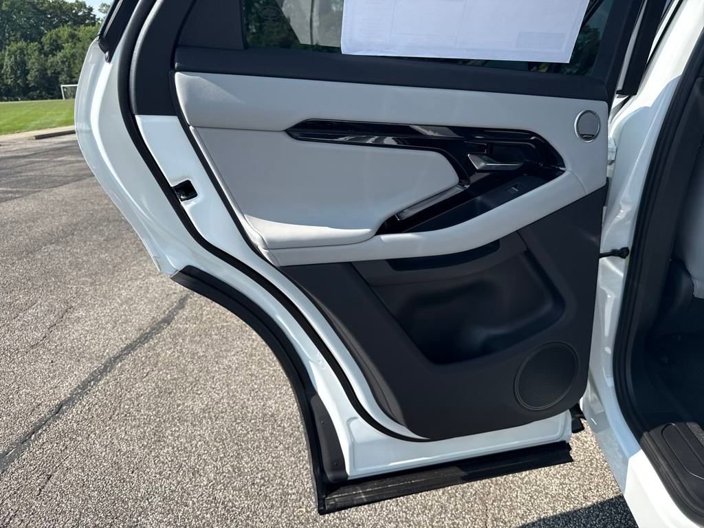 New 2026 Land Rover Range Rover Evoque S image 13