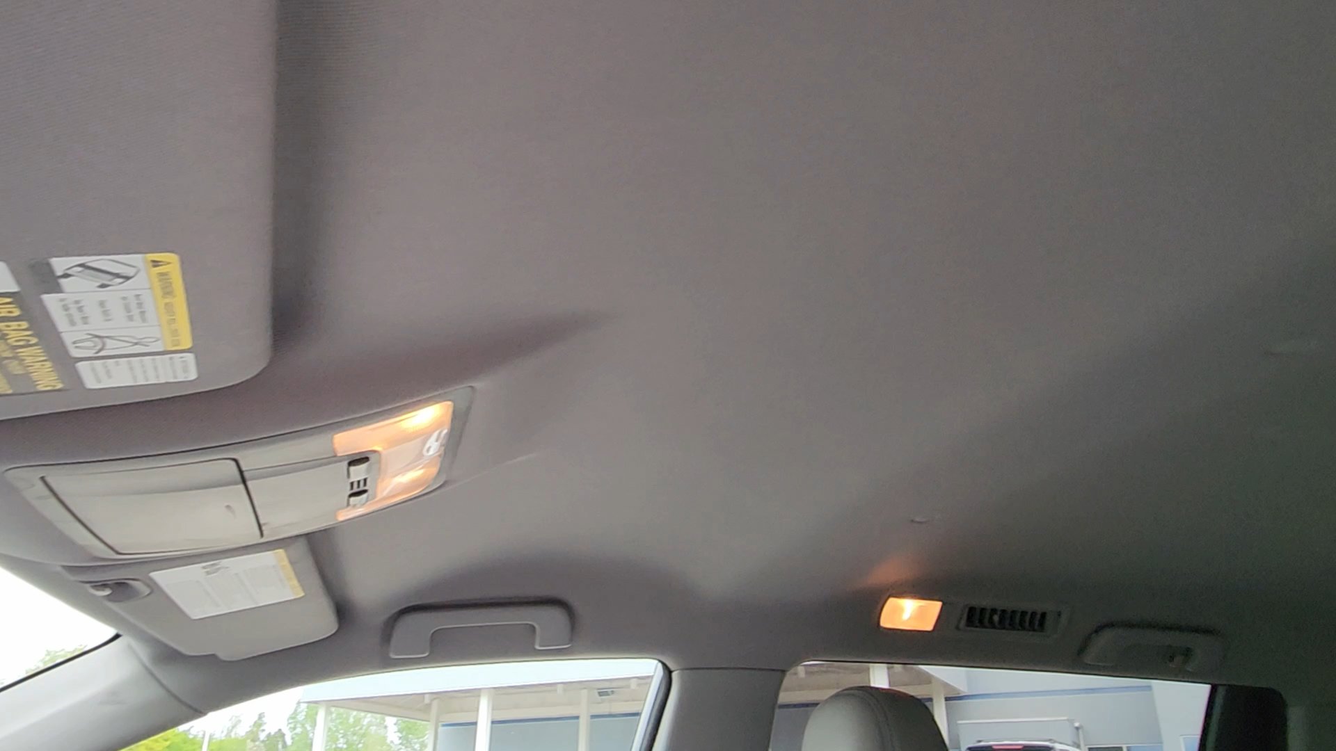 Used 2015 Toyota Highlander Plus AWD/4WD image 34