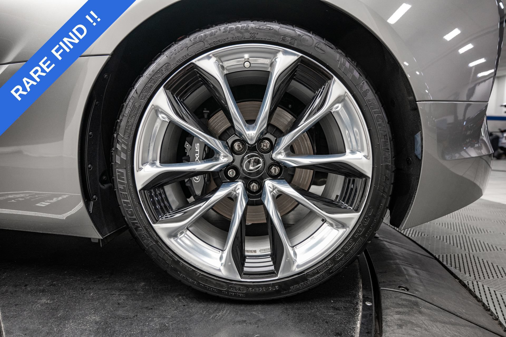 Used 2021 Lexus LC 500 Coupe w/ Touring Package RWD image 26