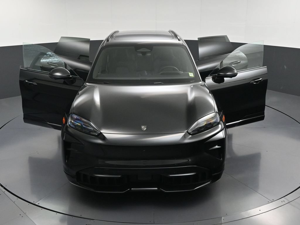 New 2026 Porsche Cayenne Turbo AWD/4WD image 35