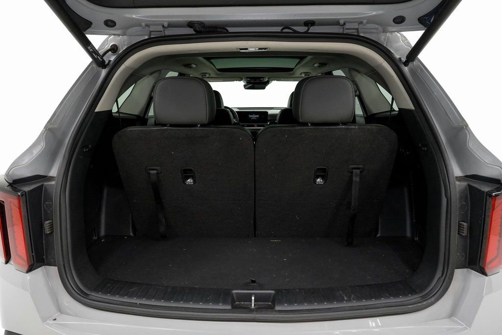 Certified 2024 Kia Sorento X-Line EX image 36