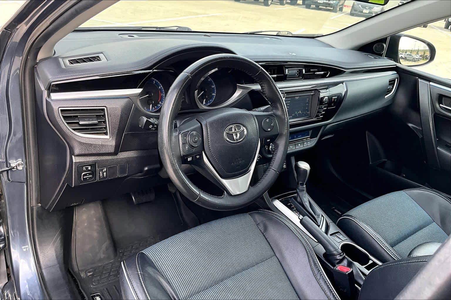 Used 2016 Toyota Corolla S image 17