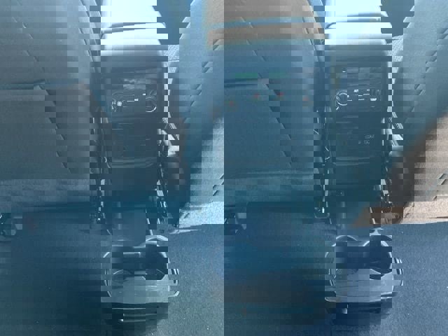 Used 2023 GMC Acadia SLE w/ Driver Convenience Package image 14