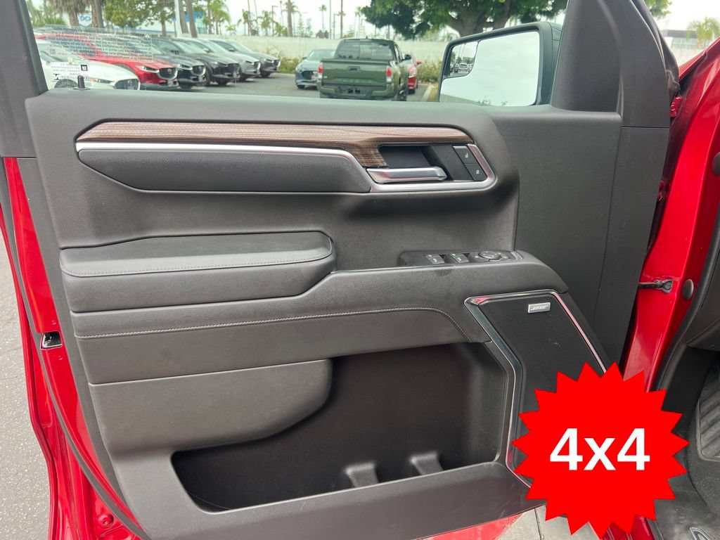 Used 2022 Chevrolet Silverado 1500 RST w/ Convenience Package II AWD/4WD image 32