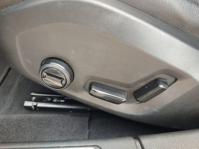 Used 2022 Volvo S60 B5 Momentum w/ Premium Package AWD/4WD image 26