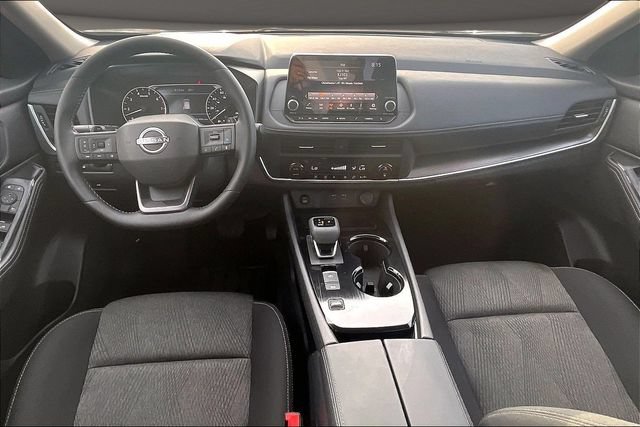 Certified 2026 Nissan Rogue SV FWD image 14