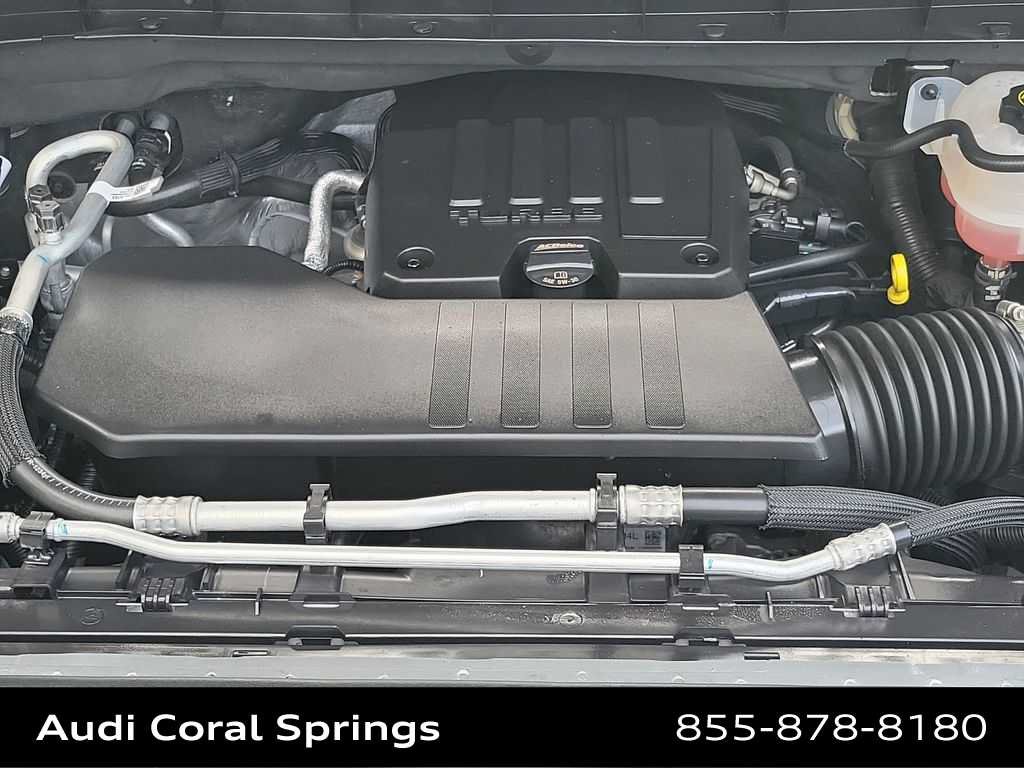 Used 2025 GMC Sierra 1500 Elevation RWD image 17
