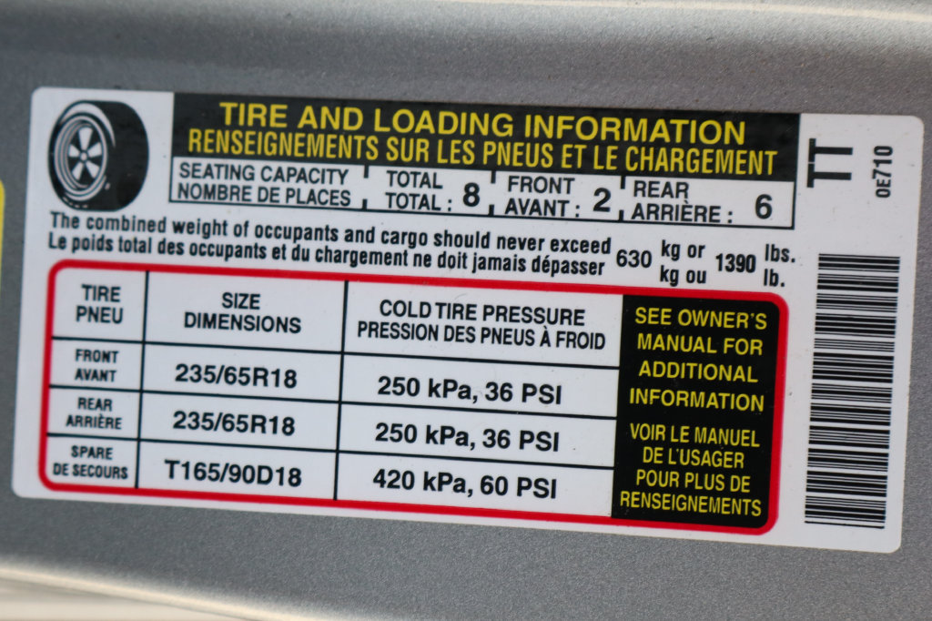 Used 2021 Toyota Highlander L FWD image 54