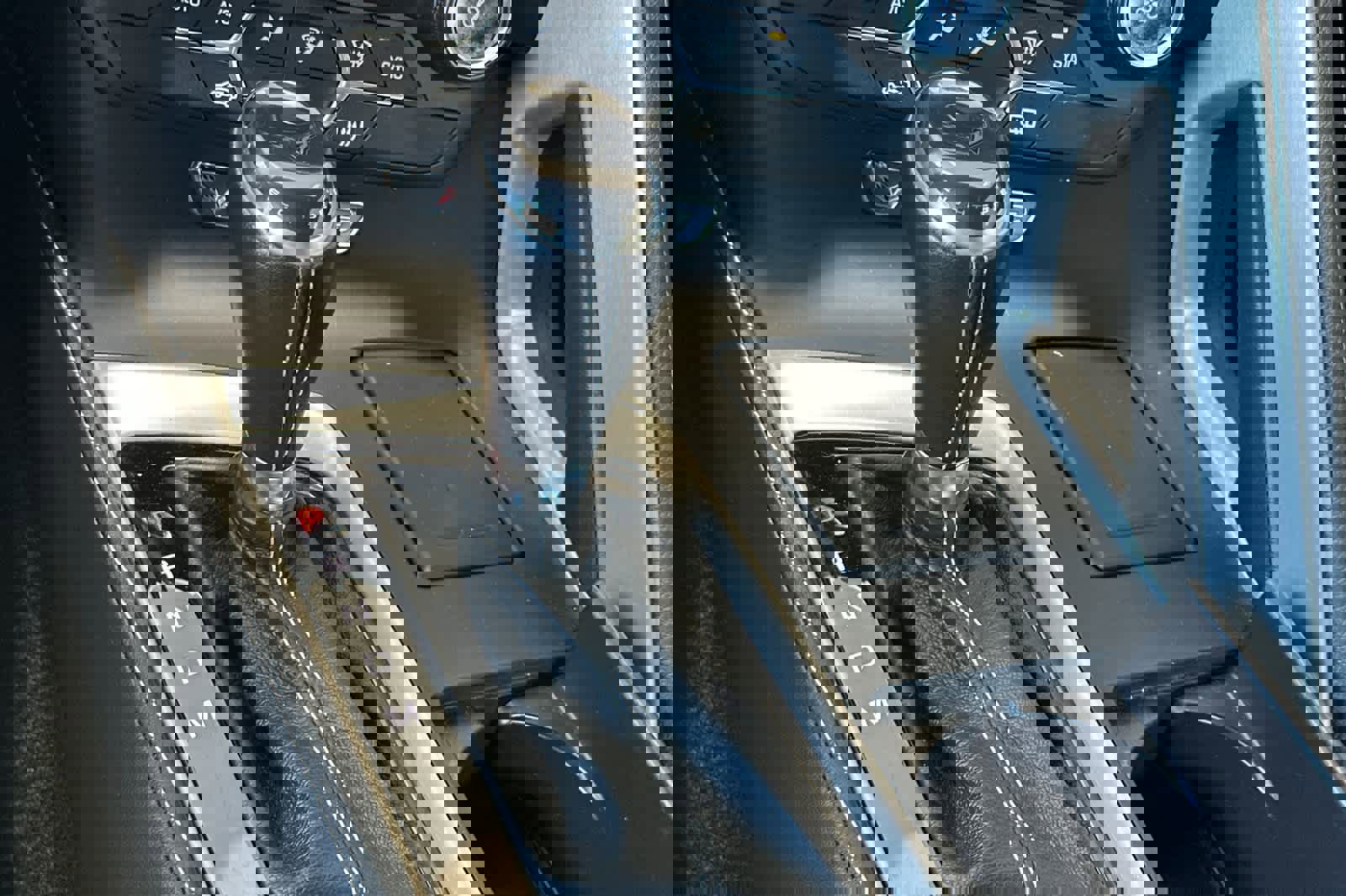 Used 2018 Chevrolet Corvette Stingray Coupe w/ 1LT image 19