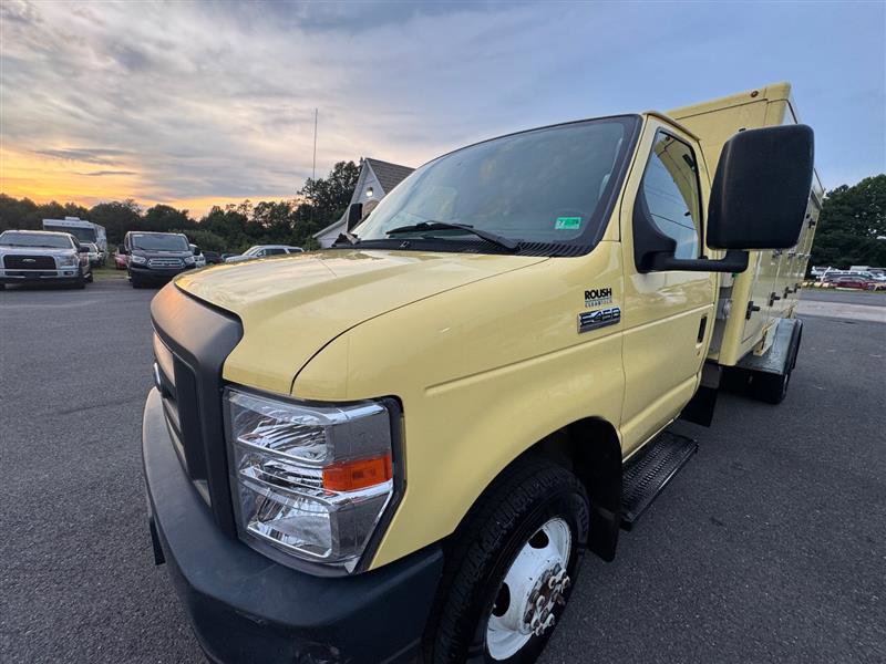 Used 2019 Ford E-450 and Econoline 450 Super Duty w/ Power Windows & Locks Group image 9