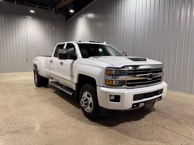 Used 2019 Chevrolet Silverado 3500 High Country w/ Duramax Plus Package AWD/4WD image 4