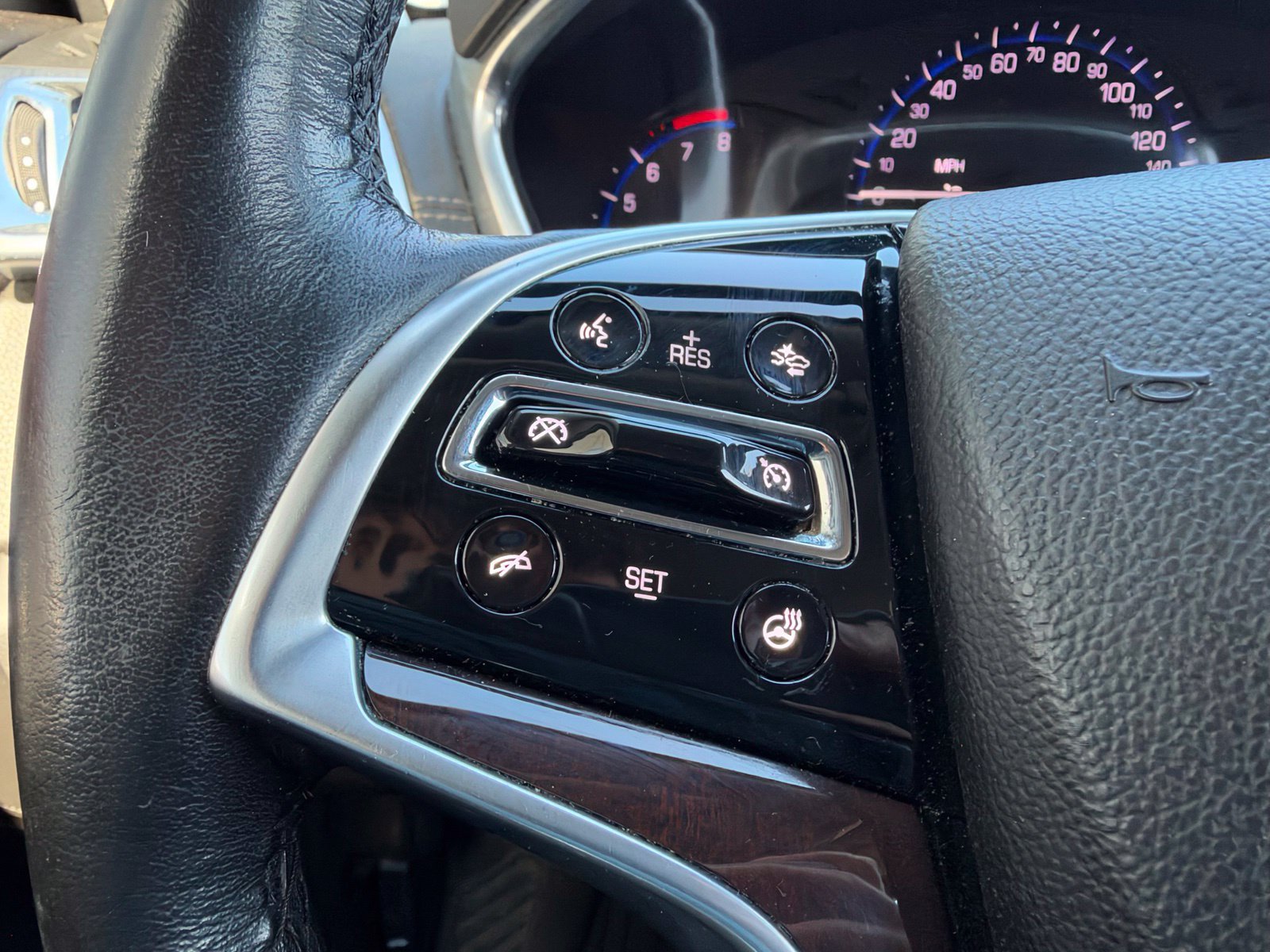 Used 2014 Cadillac SRX Performance w/ Driver Awareness Package FWD image 21