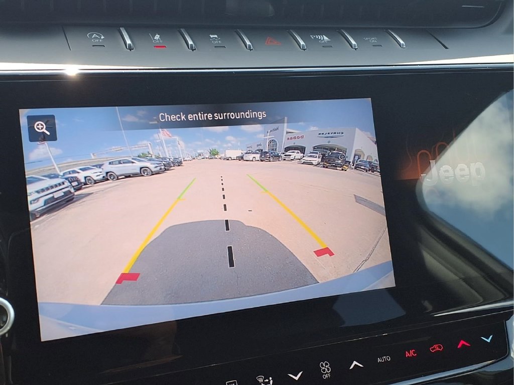 New 2026 Jeep Grand Cherokee L 2WD image 15