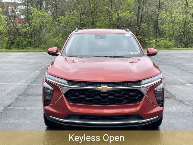 Used 2024 Chevrolet Trax LT w/ Driver Confidence Package FWD image 9