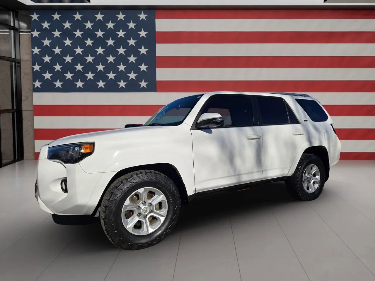 Used 2017 Toyota 4Runner SR5 Premium image 1