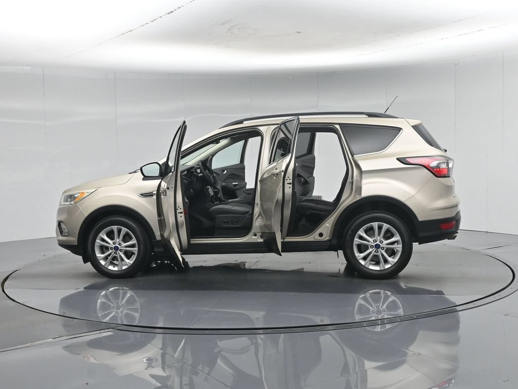 Certified 2017 Ford Escape SE w/ Equipment Group 201A FWD image 37