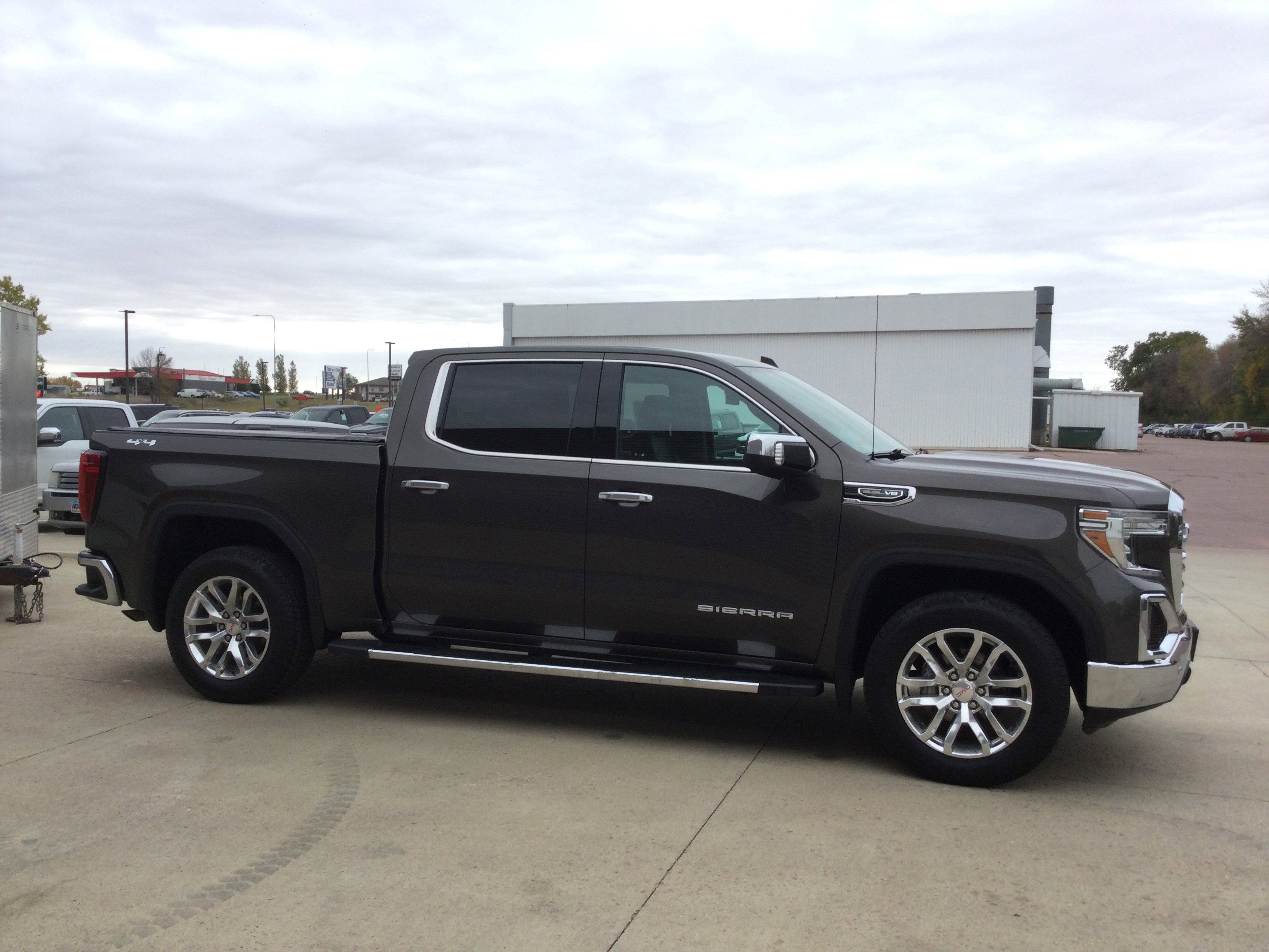 Used 2019 GMC Sierra 1500 SLT w/ SLT Premium Plus Package image 3