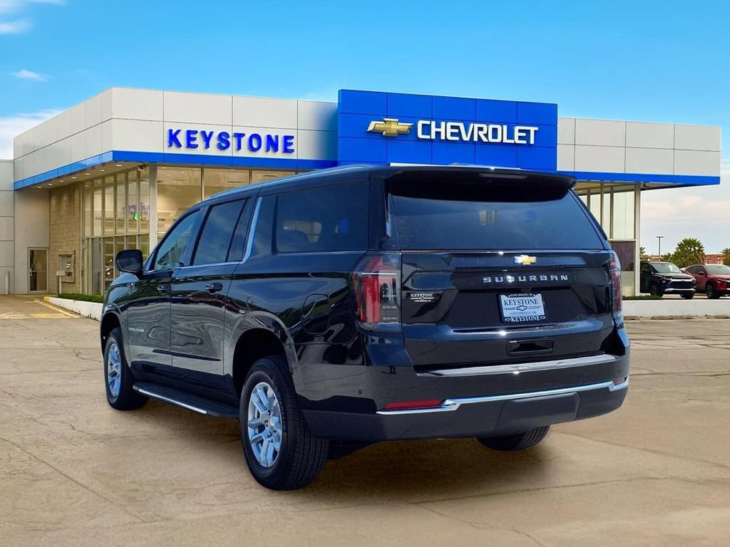 New 2026 Chevrolet Suburban LS AWD/4WD image 4