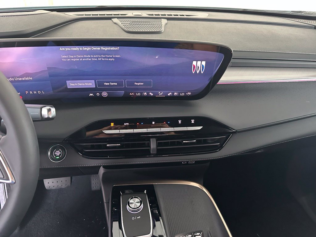 New 2026 Buick Enclave Avenir w/ Super Cruise Package FWD image 23