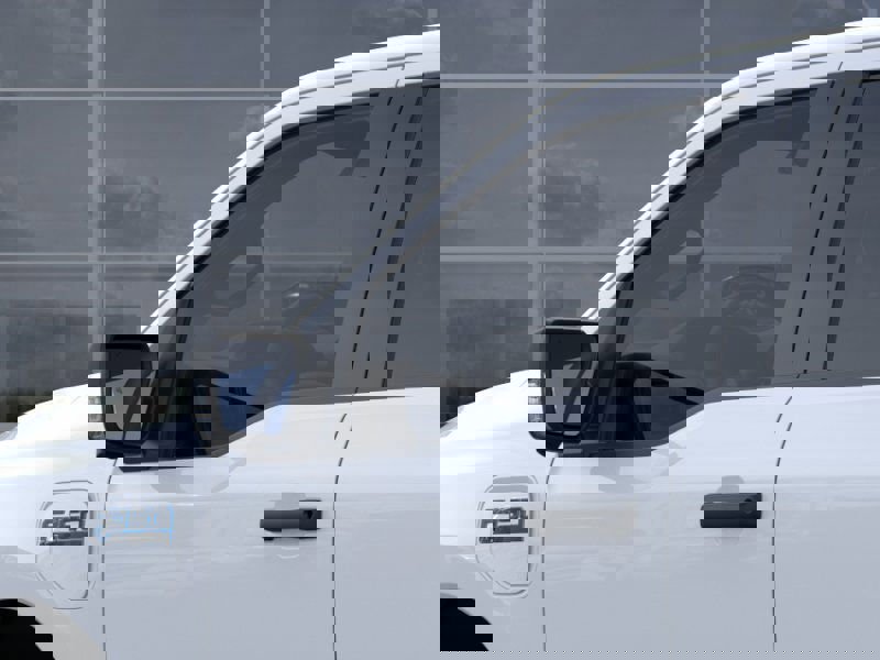 New 2025 Ford F150 Lightning XLT image 50