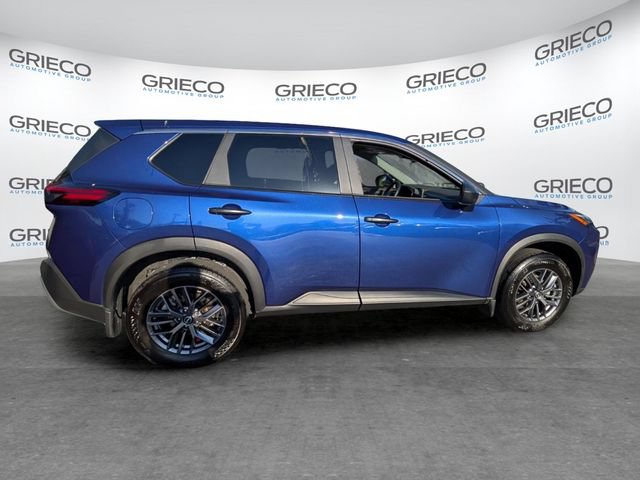 Used 2023 Nissan Rogue S AWD/4WD image 8