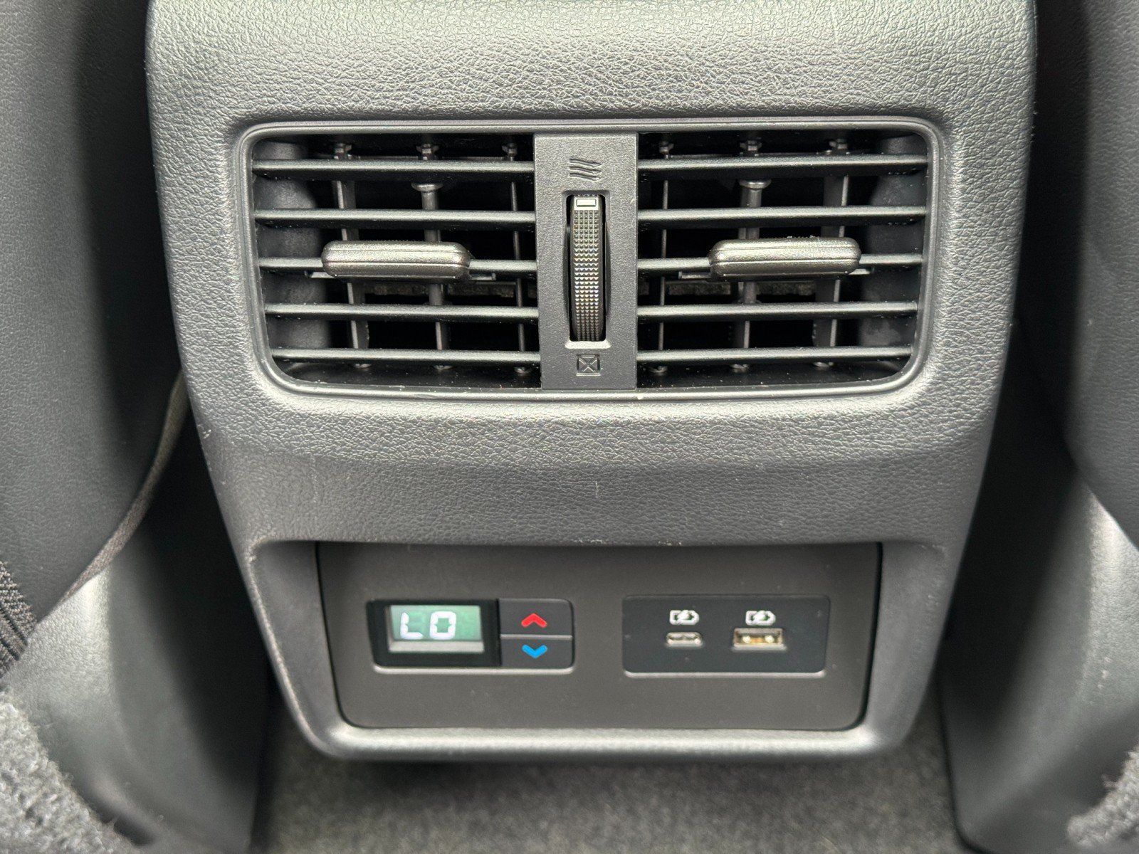 Used 2023 Nissan Rogue SL w/ SL Premium Package FWD image 33