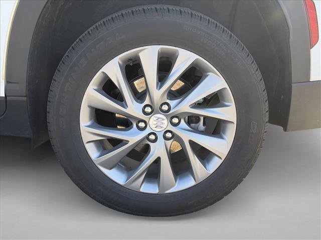 Used 2025 Buick Enclave Preferred image 9