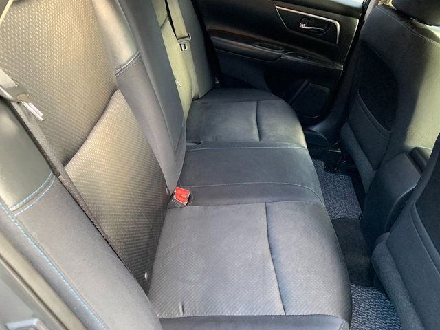 Used 2016 Nissan Altima 2.5 SR w/ LED Appearance Package image 13