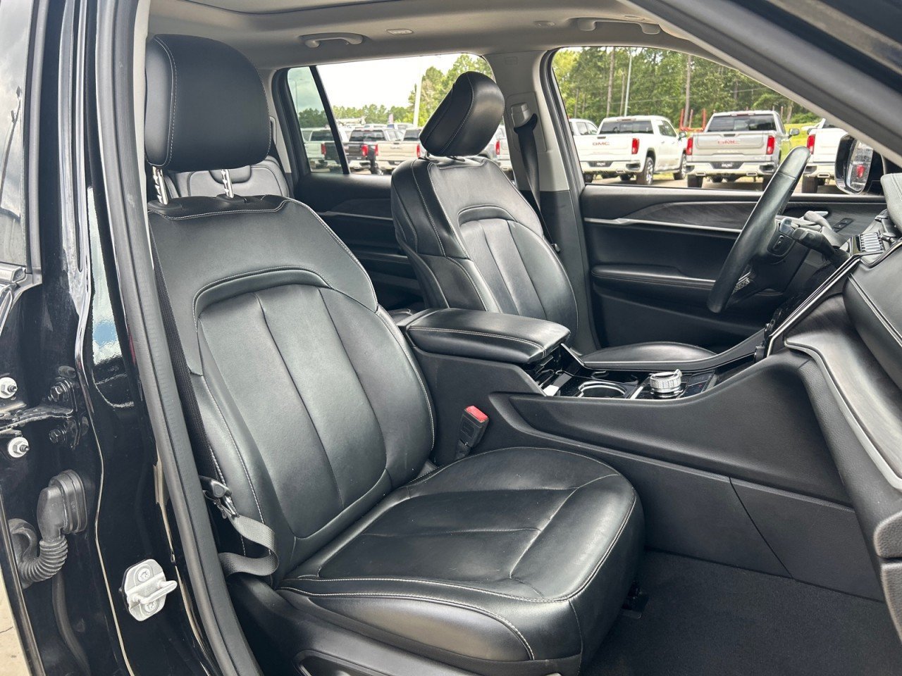 Used 2021 Jeep Grand Cherokee L Limited AWD/4WD image 19
