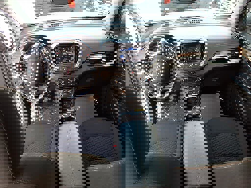 Used 2020 GMC Terrain SLE image 7