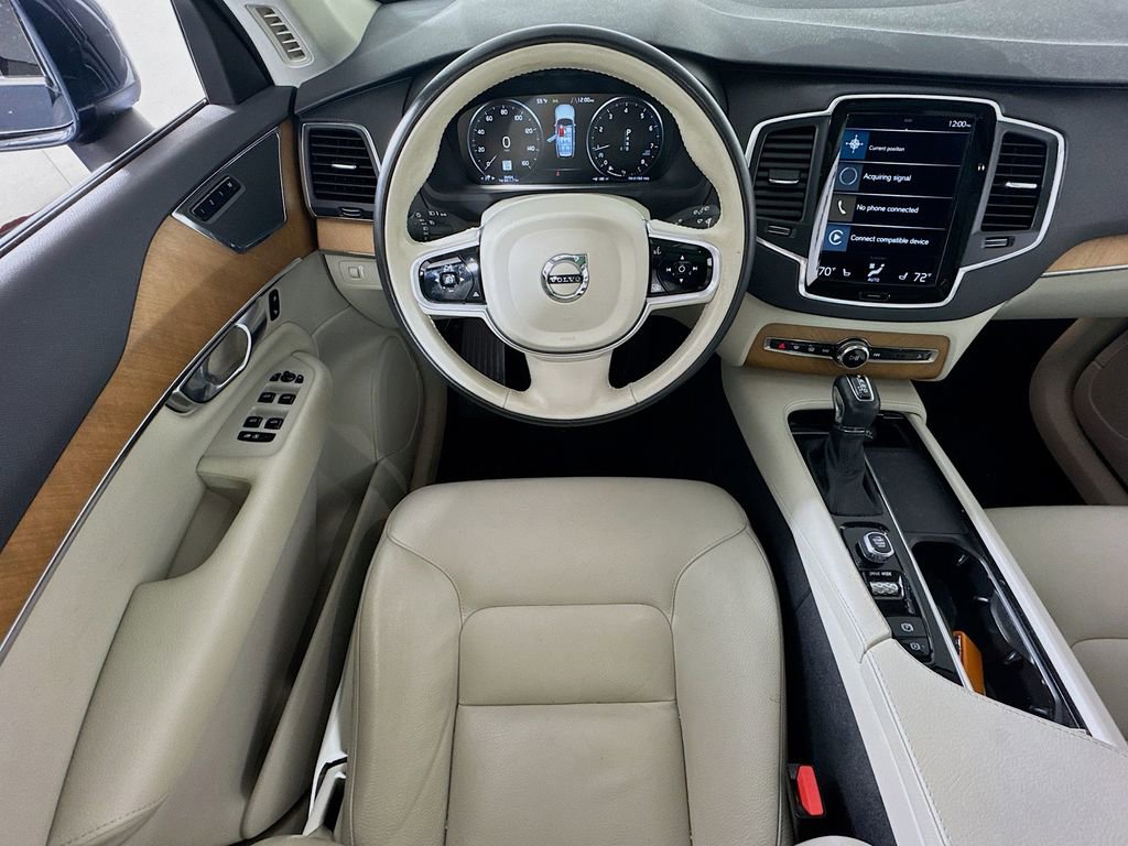 Used 2021 Volvo XC90 T6 Momentum w/ Climate Package AWD/4WD image 23