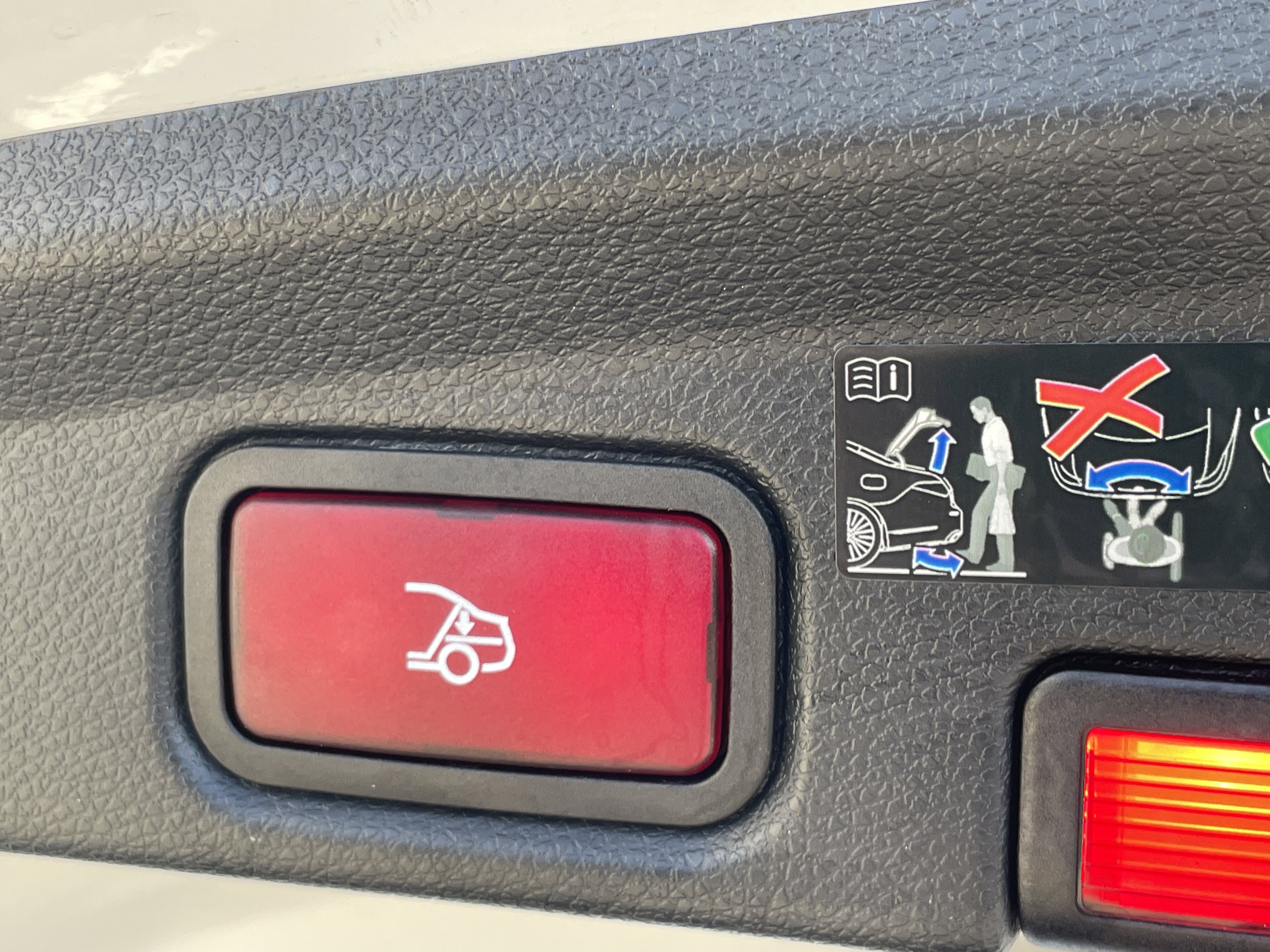 Certified 2023 Mercedes-Benz E 450 Cabriolet image 20