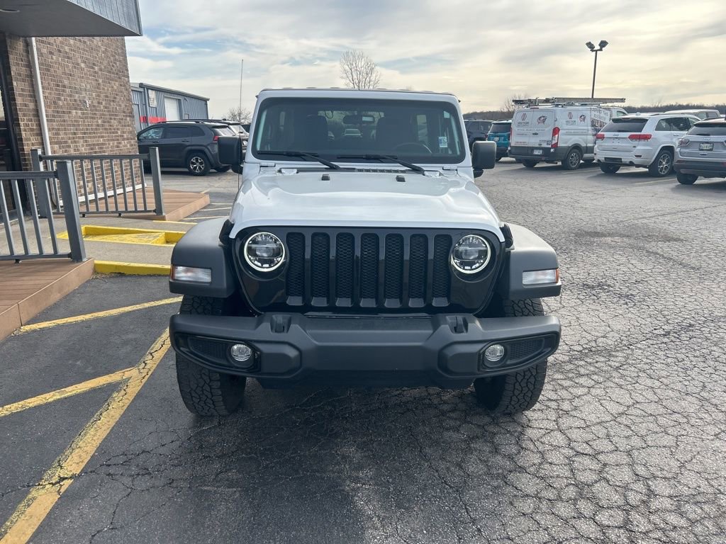Used 2022 Jeep Wrangler Unlimited Sport AWD/4WD image 2