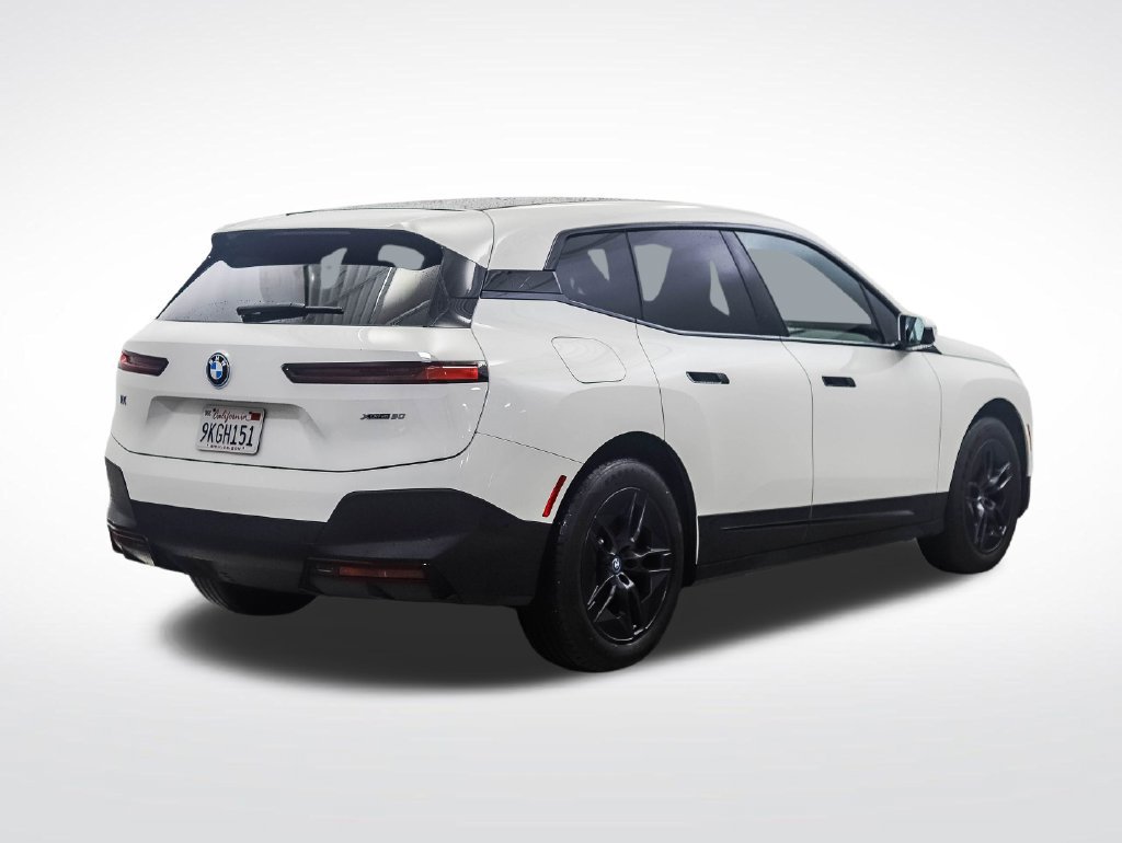 Certified 2024 BMW iX xDrive50 w/ Premium Package AWD/4WD image 5