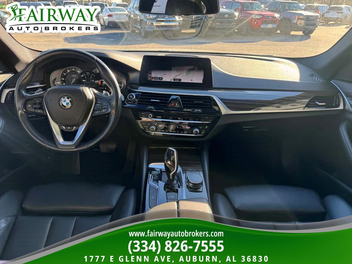 Used 2018 BMW 530i xDrive AWD/4WD image 13