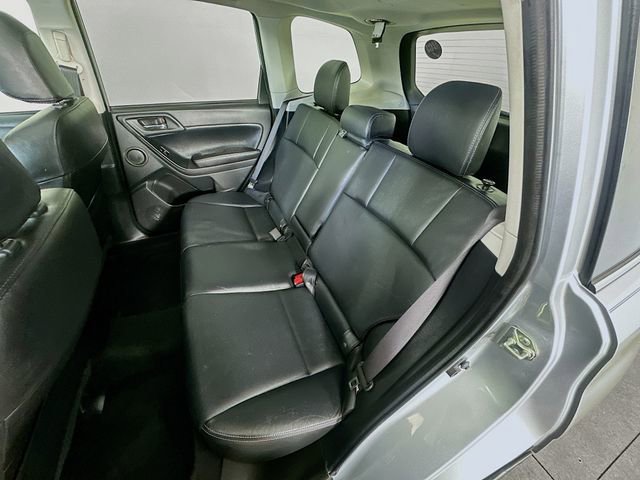Used 2014 Subaru Forester 2.5i Touring image 31