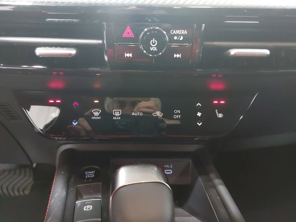 New 2026 Nissan Kicks SR w/ SR Premium Package image 20