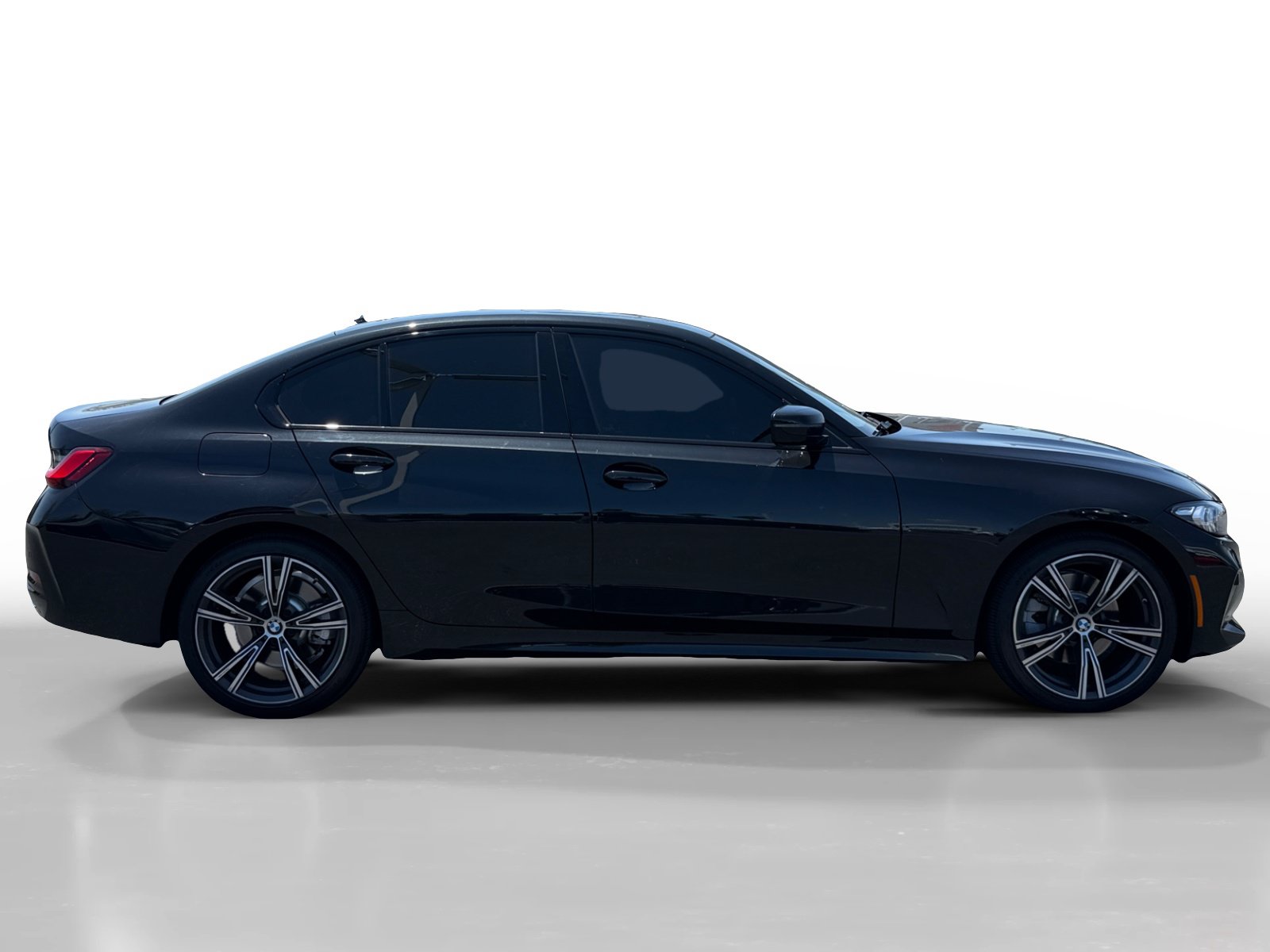 Used 2023 BMW 330i Sedan w/ Convenience Package RWD image 6