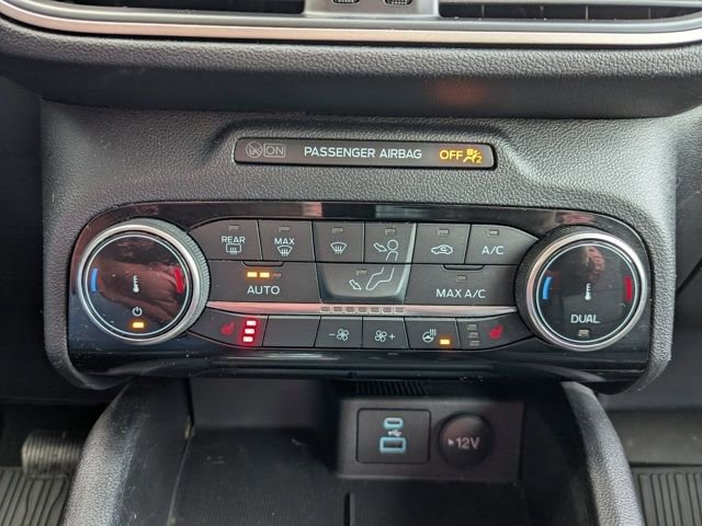 Used 2022 Ford Escape SEL image 3