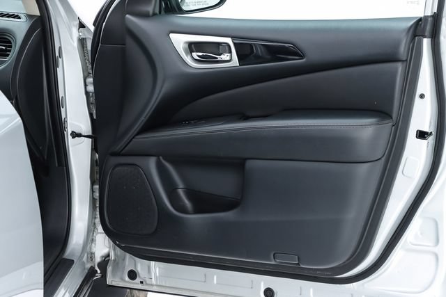 Used 2018 Nissan Pathfinder S FWD image 69