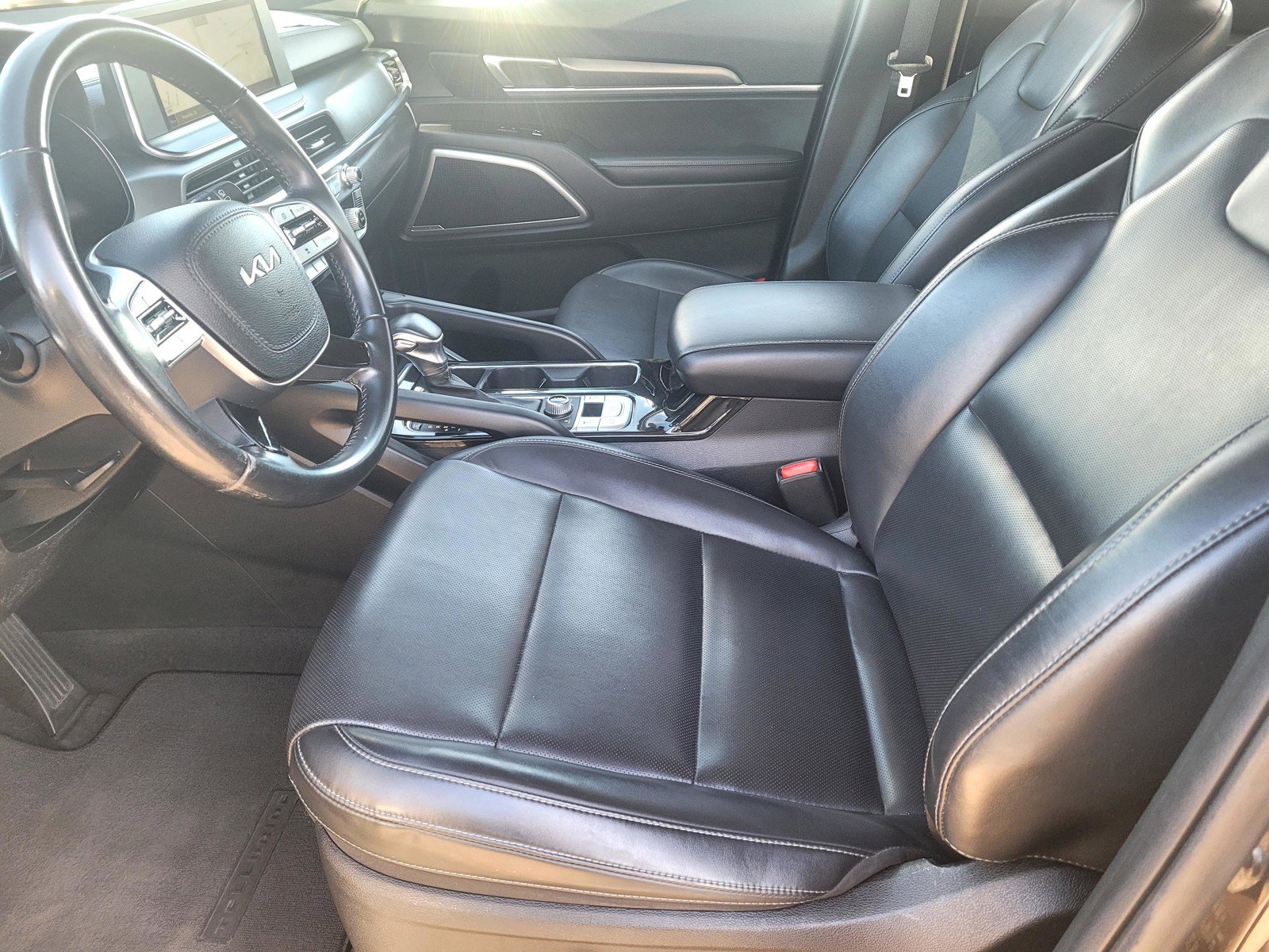 Used 2022 Kia Telluride S image 15