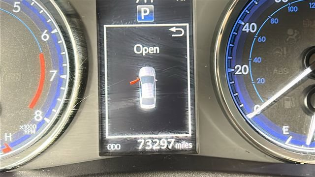 Used 2018 Toyota Corolla SE FWD image 19