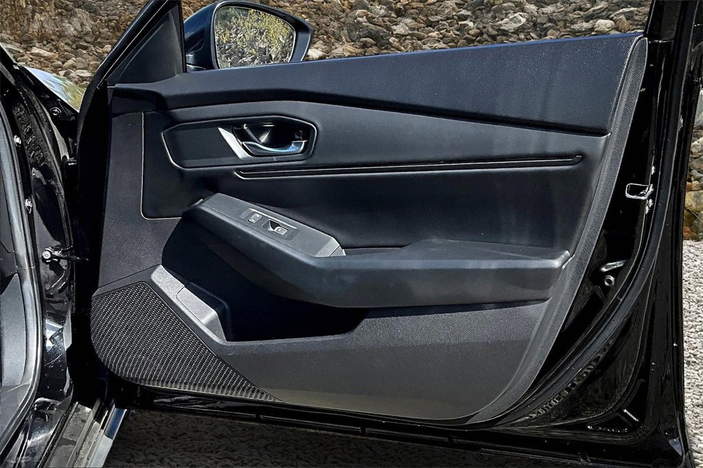 Used 2023 Honda Accord EX image 21
