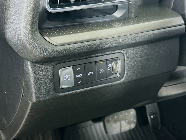 New 2026 Chevrolet Traverse LT w/ LPO, Floor Liner Package image 10