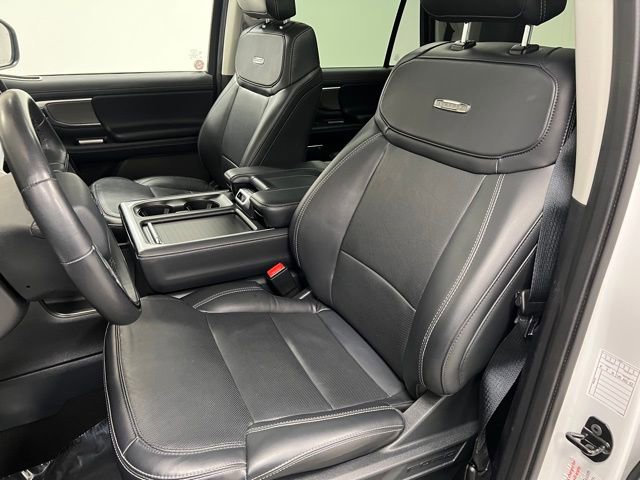 Used 2025 Ford Expedition Max Platinum AWD/4WD image 36