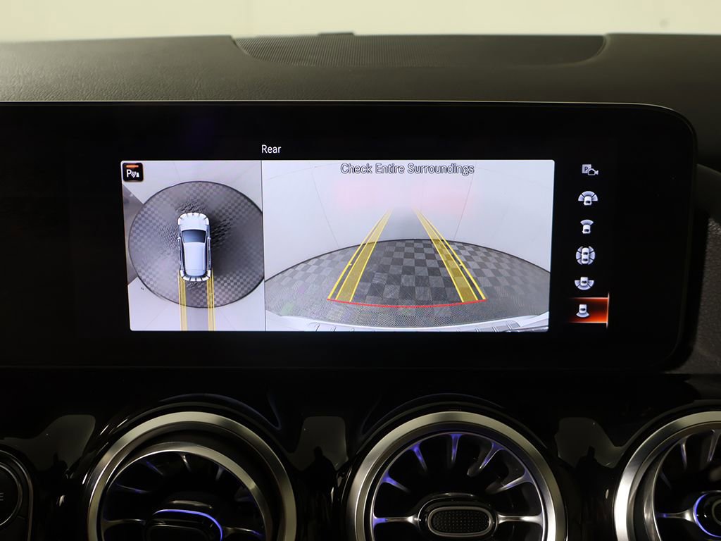 Used 2023 Mercedes-Benz GLA 250 4MATIC w/ Premium Package image 45