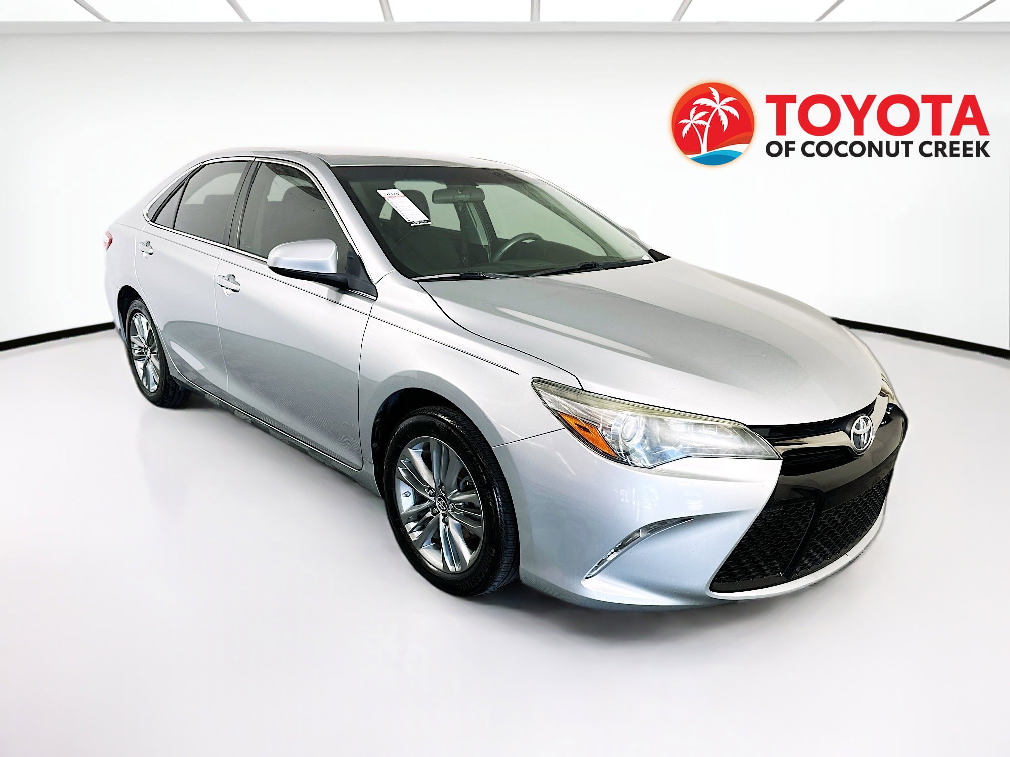 Used 2017 Toyota Camry SE