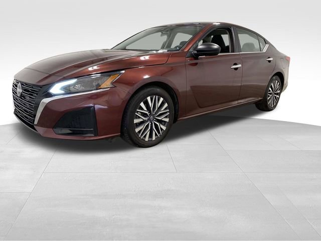 Used 2024 Nissan Altima 2.5 SV image 23