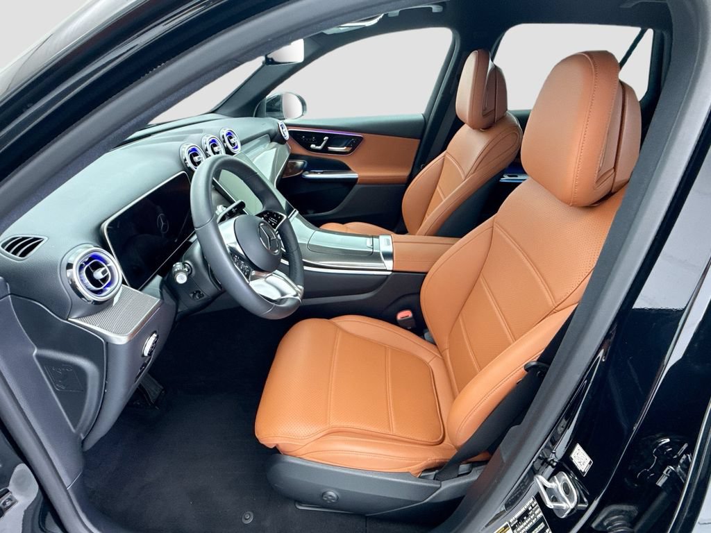 Used 2026 Mercedes-Benz GLC 300 image 18